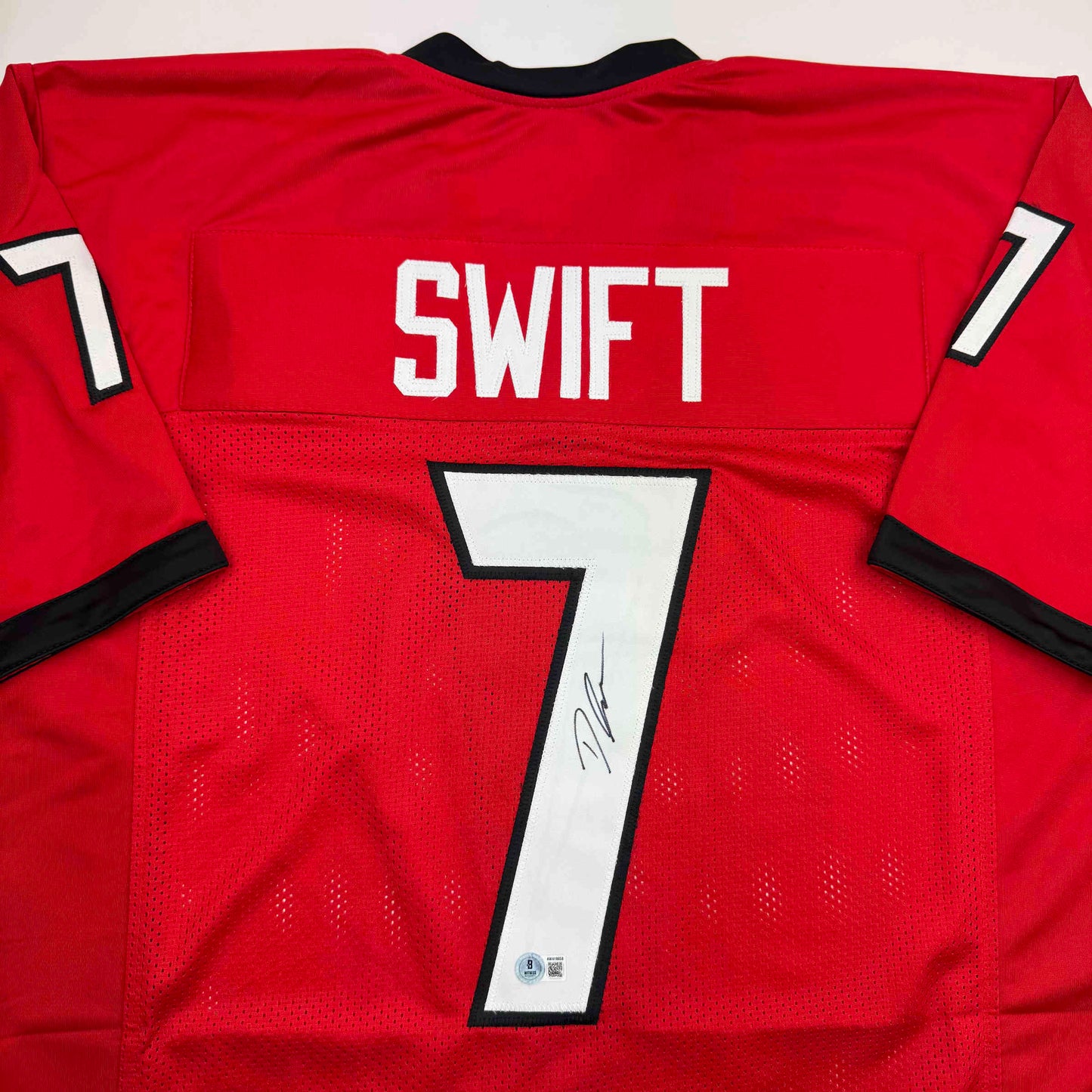 Autographed/Signed D'Andre Swift Georgia Red College Football Jersey Beckett BAS COA